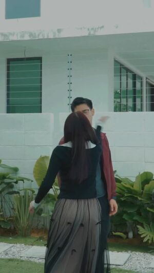 Ayda Jebat Instagram - Seram scene tampar ni. Merah muka dia! Auch.. Sekarang baru faham perasaan TokMa masa scene kena tampar Farah. Seram. Sorry Aldi dan peminat greenflagnya huaaaa.. Kesian tapi adannn uke. 🫣🙏🥲#mandulbukanpilihan
