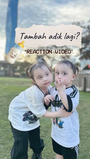 Ayda Jebat Instagram - POV : Bila announce anak nombor 3. Muka masing-masing….
Hahahaha! Kita listkan most reaction yang kita dapat. Sumpah KELAKAR! Takde dah rasa terharu macam dapat anak pertama, nangis peluk2. Hahaha! Korang dapat reaction sama macam ni tak? 🤣
1. Aku dah agak dah!
2. Speechless..
3. Pura-pura terkejut je la!
4. Nak bukak kilang ke apa?
5. Laju kau buat kerja ek
Tak sempat record reaction Nayla, but bila kita bagitau dia, dia jawab ‘BABY IN YOUR TUMMY? AGAINNNNNN?!’ 🙄 hahaha! Geram eh.
#SempatEditDalamWardNi #BilaAdaKawanKawanMasukAir