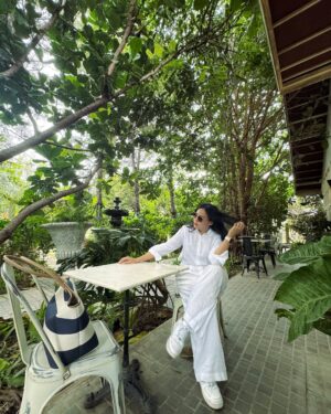 Aye Wutyi Thaung Instagram - I’m in love with nature 🩵🩵🩵
