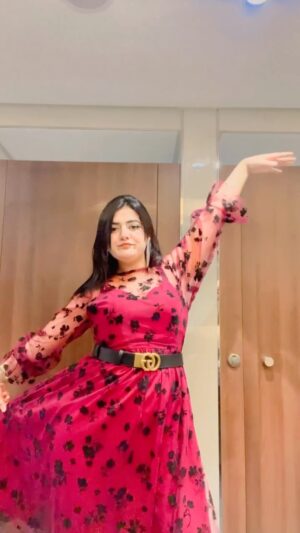 Ayesha Pervez Instagram - Tiktok on the clock 💋