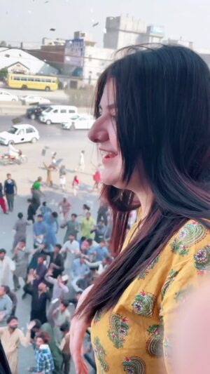 Ayesha Pervez Instagram - Shadi muabarK♥️♥️ dost