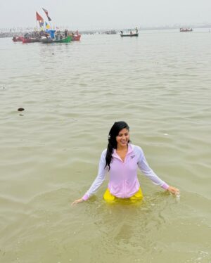 Ayra Bansal Instagram - A once-in-a-lifetime experience! Immersing myself in the spiritual splendor of Mahakumbh Mela in Prayagraj. The Maha Kumbh is a form of Poorna Kumbh which is held once in 144 years. Words fall short to describe the feeling of taking a holy dip at the Triveni Sangam during the Mahakumbh . Standing at the confluence of the Ganga, Yamuna, and Saraswati, I felt an indescribable sense of peace and gratitude, as if the sacred waters were washing away not just physical impurities but every worry and burden within.
This is more than a tradition; it’s a spiritual awakening, a moment where you connect with the divine and with yourself. I could feel the energy of countless devotees all united by faith and hope, which made the experience even more powerful.
I am so grateful to be a part of this incredible journey, surrounded by the beauty of our culture and spirituality. This snan has left me feeling rejuvenated, humbled, and more connected to my roots than ever before.
#MahakumbhJourney #TriveniSangam #HolySnan
#FaithAndDevotion #SacredWaters #SpiritualVibes
#JourneyToDivinity #SoulCleansing
#KumbhMela #Prayagraj #SpiritualAwakening#MahakumbhMela#GangesRiver#SpiritualJourney#KumbhMela #SpiritualGrowth#MahakumbhMela #Prayagraj #FestivalVibes #ayrabansal #newpost #prayagraj2025