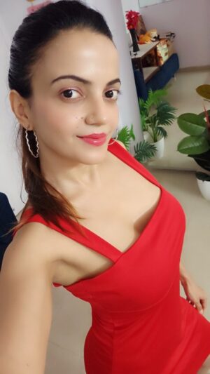 Ayra Sharma Instagram - 🌟❤️🌹