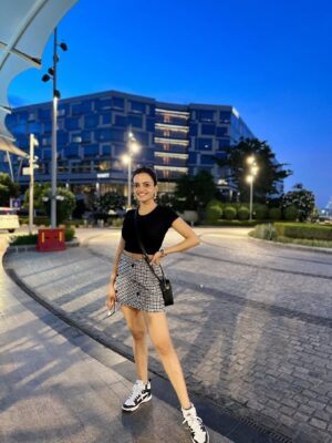 Ayra Sharma Instagram - 🌹