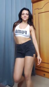 Actress Ayra Sharma HD Photos and Wallpapers June 2025