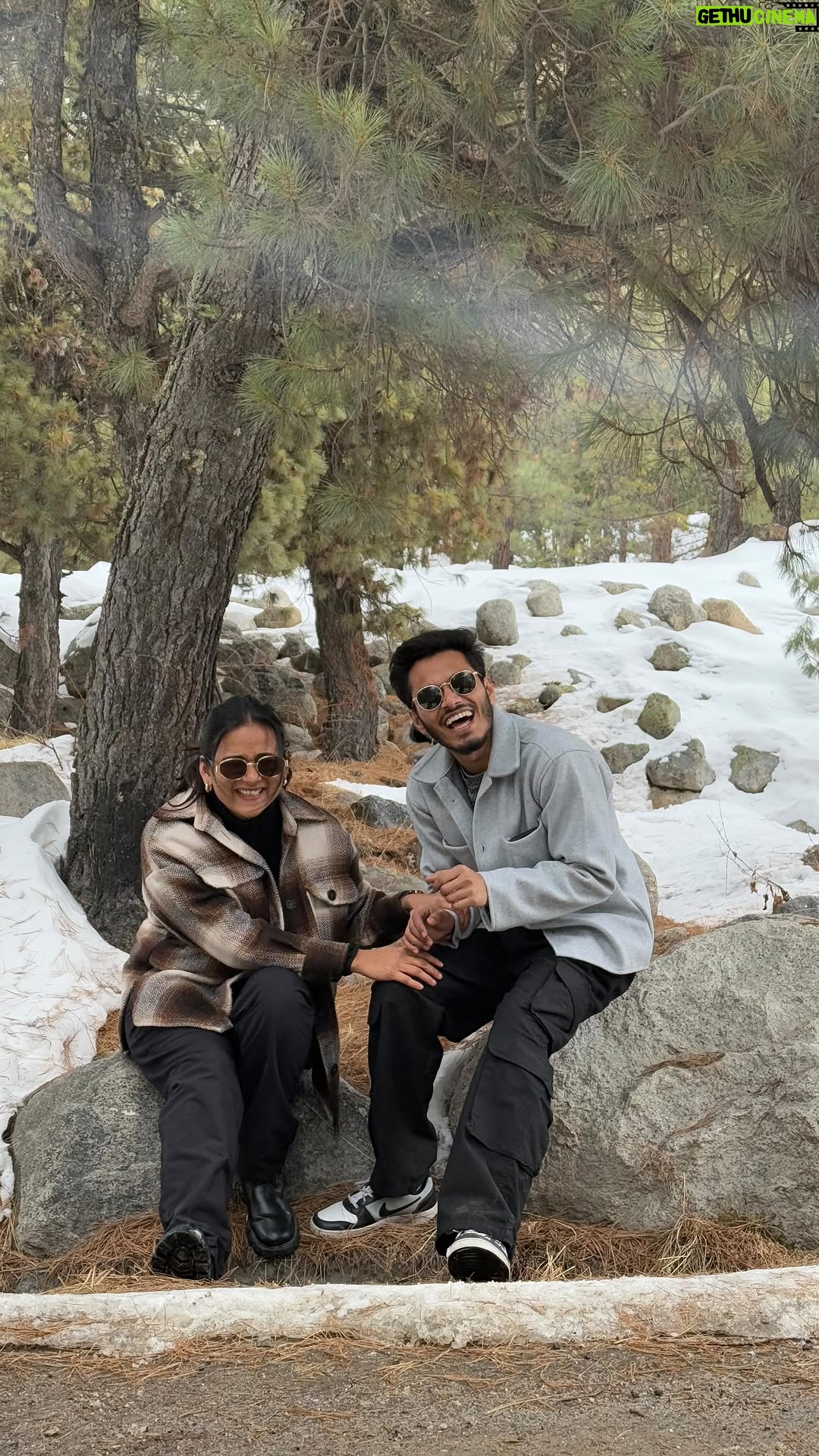 Ayushi Shukla - 57.3K Likes - Tag your favourite travel partner mine is @prabalbhatt16 🤧
.
.
Jb bhi next trip plan kro abba ko ye video dikhao or successful trip k liye @deyortrips se sampark kre 🫶