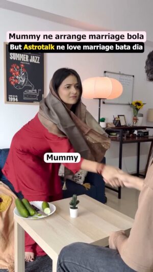 Ayushi Shukla Instagram - Arranged by mummy, approved by Astrotalk 
.
@astrotalk 😂❤️
.
#lovemarriage❤️ #arrangemarriage #chess
