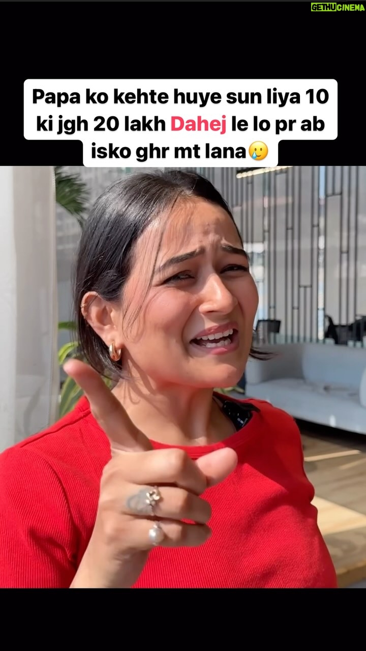Ayushi Shukla - 62.3K Likes - Kya itni buri hu mai papa??