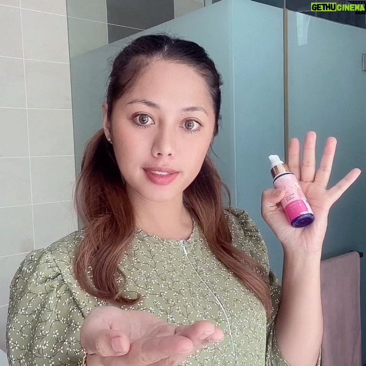 Azar Azmi - 4.5K Likes - Sampai nak terkeluar bijik mata aku 😂
Tak gitewwww???
😂🤣😂🤣
.
.
.

#snowysanitizer
#moistureglowessence 
#moistchoxcake

@snowybyazarazmi 
@snowybakeree 
@pristineimprint 

#kautungguakudatang 
#donthatespreadlove

Open agent stockist
Whatsapp 0174442464

Masalah skin tak sudah2,
Mai whatsapp kaki…
0133662616