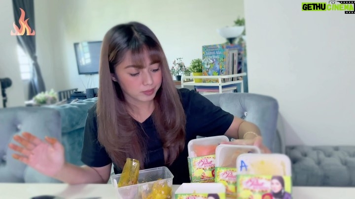 Azar Azmi - 3.5K Likes - Allah allahu rabbi,
Last 9 bulan lepas…
Baru harini dapat merasa nikmat 
@pulutkuningrendangzz 
@zarinazainuddin_ 

Baru ada rezeki merasa pulut kuning rendang kerang… Allahuakbar…
Alhamdulillah…

@snowybyazarazmi
@pristineimprint 

#letupanazarazmi
#sodapmacamcilako
