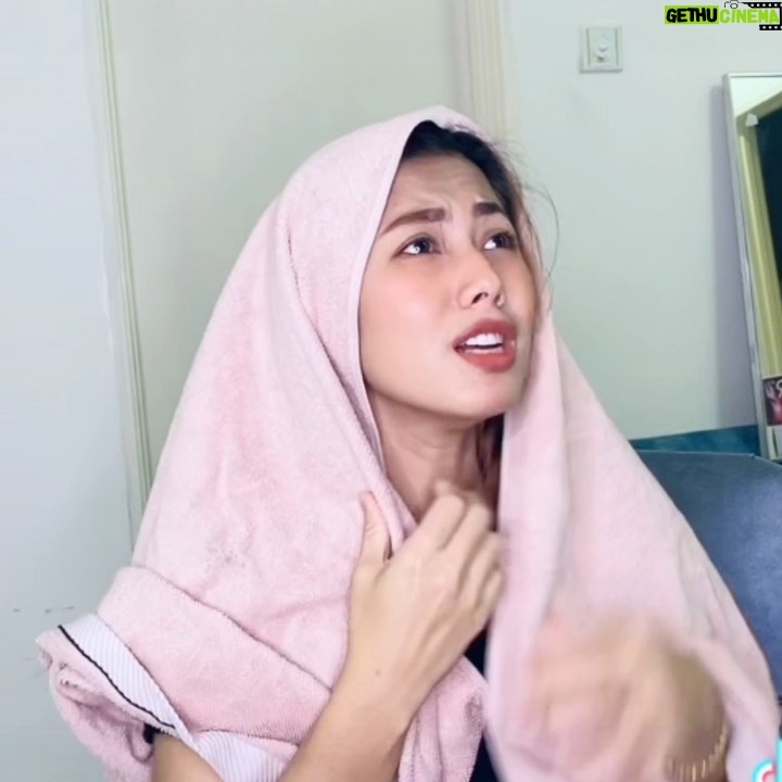 Azar Azmi - 5.8K Likes - Boleh ka macam ni ya tuhan?
Maafkan daku ya tuhan…
Ampuni nabila ya tuhan…

Maafin…mungkin kerna nabila udah 48jam belum ketiduran,
Nabila pamer duluan ya…
😂🙏🏻🤣
Selamat malem…
.
.
.
.
Ada masa kita serius,
Dalam serius kita kena release…
Ok kawan-kawan…
#muahciked
.
.
.
.
.
.

Setiap #snowysanitizer #mge #moistureglowessence
RM1.00/item akan didonate sepanjang misi yang Azar jalankan ini.
.
Next week doakan  untuk
Selangor
Negeri Sembilan
Pahang

 لَا حَوْلَ وَلَا قُوَّةَ إِلَّا بِاللهِ العَلِيِّ العَظِيْمِ

Saluran Sumbangan
Maybank
155015128712
Azar Azmi

@_snowyfamily_
@snowybyazarazmi 
0133662616
@pristineimprint 

#kautungguakudatang
#donthatespreadlove 
#snowysanitizer
#moistureglowessence 
#azarazmi
#snowybyazarazmi