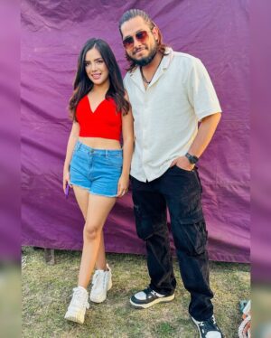 Azma Fallah Instagram - Wo akhri mulakat nahi thi… kismaat hume hamesha mila deti hai♥️ Samjhooooooooo is baaat ko………
🥹🥹🥹🥹 mil ker acha laga🥹🥹🥹♥️ #SadMa
#lockupp
#Mtvsplitsvilla15