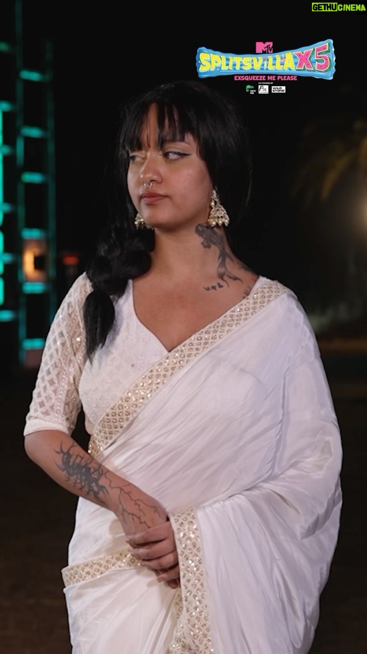 Azma Fallah - 61.1K Likes - Counting on her friends pada Ruru par bhari aur dump hone ki aa gayi unki baari 🥲

Watch MTV Splitsvilla X5, co-powered by #NEWME, #Fixderma & #Wildstone, Sat- Sun at 7 PM, only on MTV & JioCinema.

#MTVSplitsvillaX5 #MTVSplitsvilla #Splitsvilla15 #ExSqueezeMePlease #MTV #MTVIndia