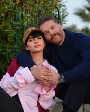 Azza Slimene Instagram - -El FETNA - Tv Series #acting
What a beautiful Chapter š„¹ Forever grateful for the trust, the love, and the magic we created together ā„ļø
thanks to our brilliant director @saoussenjemni and the talented @sondos.abderrahmen āļø
Thanks to all my acting Partners especially @medmrad_official š«¶š»..
and Big thanks to YOU ! To everyone who watched and sent love - I felt it all š«šš¼
šø @photographe_dali.joke
#chema #elfetna