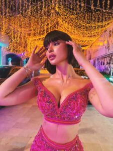 Actress Azza Slimene HD Photos and Wallpapers January 2026