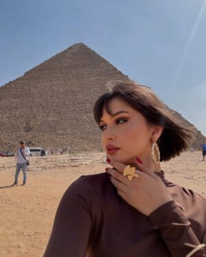 Azza Slimene Instagram - _ Um Donia šŖš¬š« ā„ļø
#thesource #pyramidsofgiza