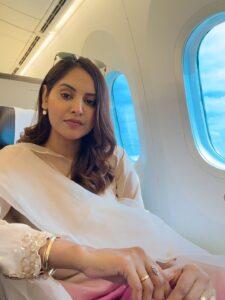 Actress Baani Sandhu HD Photos and Wallpapers July 2025