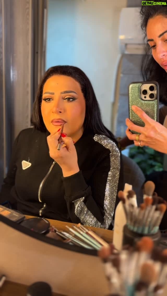 Badria Tolba - 16.9K Likes - كيفية عمل بوز البطة مع #بدرية_طلبة
#inspiredbyzeina #zeinaelnaggar