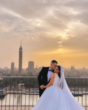 Badria Tolba Instagram - Beautiful day ahead!🤍
Congratulations to our beautiful couple 🕊️
Salma & Mohamed 😍
Full coverage on our #highlights Story ✨
—————————————————
Media Coverage: @tajweddings.eg
Wedding planner: @ahmedyassinweddingplanner
Photographer: @bassam_esa__photography
Videographer: @4kmediaservices
Makeup: @zeinaelnaggar
Hair: @shadilahoud
Dress: @mohamedismaelcouture
Cakes: @cake_up_egypt
Room Decoration: @ballonella9
Robes: @qamaragency.eg
Bouquet: @ayakhamis_bridal_bouquet
Dj: @dj.amedeo
Fire: @ahmedessamfire
Hotel: @thenileritzcarlton
—————————————————