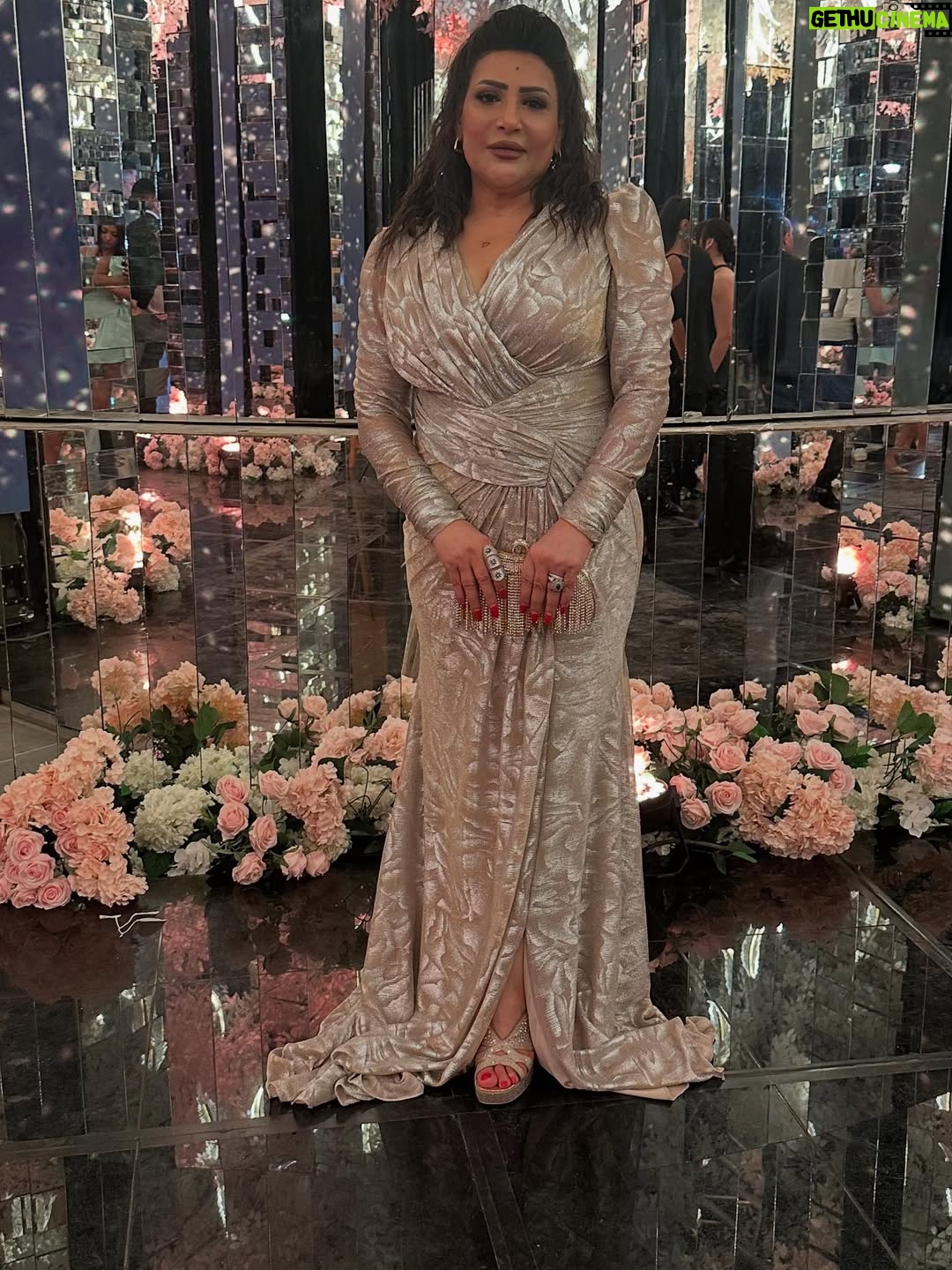 Badria Tolba - 12.8K Likes - ⁨	⁨	مبروك لاجمل عروسة ‪‪@mennaelkiey‬‬ ربنا يسعدكم⁩ تسلم ايدك المصور الجمي‪@abdelsalam.videography‬hy⁩ @adelelmasryofficial بيوتي صالون عادل المصري مكياچى وشعري