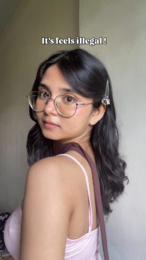 Baishali Sinha Instagram - It’s feels illegal to try this look 👀
