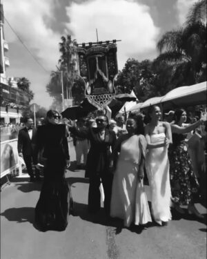 Barbara Paz Instagram - Cannes 2025. 
 
O cinema não tem fronteiras nem limites. É um fluxo constante de sonho. Orson Welles

obrigada  @vivirivaben @silenzo_urro 
look by @forcastudio  vcs arrasam muito
make @diocoelhomua adorável 

nossa comissão de frente estava linda ! Brasil brilhando na Croisette.
@margarethmenezes  @minc  @festivaldecannes