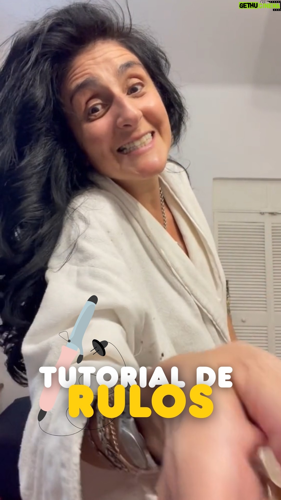 Bárbara Torres - 3 Likes - Les dejo un tutorial de como me hago rulos en el cabello ✨

#barbaratorres #tutorial #hairtutorıal #funny