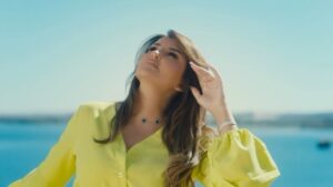 Batoul Arafa Instagram - يا رب توفيقك 
‎من عاصمة السياحة الرائعة أسوان 
جديدى مع الفنانة العراقية شذى حسون
 
Soon 
Shatha Hassoun - بنادى عليك 
Produced by : lifestylez studios 
Directed By : Batoul Arafa 

Lyircs by: Fadel Elrawy 
Composed by: Mohamed Moustafa 
Arranged by : Hesham Mohamed 
Music mix &master suat aydogan 

DOP : Hussien Assar 
Art director : Ramy Drag 
Edit by : Mohamed Galal 
Assistant editor : Esraa Fawaz 
Colorist: Mahmoud Ali 
DI supervisor: Marwa Zakaria 
VFX: ghost 
Exécutive director : Ahmed Gamal 
Executive Producer : Remone Ramsis 
 Field Producer : Ahmed Abd Elhady 
Shaza Fashion stylist : Osama Eldeeb 
Model stylist : Amira saber 
Makeup Artist : AbdAllah Elrefai 
Hairdresser : Ahmed Samir 
Focus Puller : Marwan Zakaria 
Freefly operator : koyman 
Gaffer lighting : Hamada Elabyad