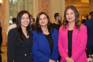 Batoul Arafa Instagram - ‏‎تشرفت اليوم بتكريمي من مركز راشد لذوي الهمم بالإمارات، والذي ترأسه العزيزة مريم عثمان ، في احتفاليتهم بمناسبة مرور ثلاثين عاماً على عطائهم و إنشاء المركز تحت رعاية سمو الشيخ محمد بن راشد 
شكراً حبيبتى مريم عثمان ولمركز راشد لذوي الهمم، 
‏‎دائماً بكون سعيدة بوجودى معكم و دائماً فى نجاح و إزدهار إن شاء الله يا رب 
‏‎شكراً صديقتى بوسى شلبى كنتى سبب أنى أعرف هذا المكان الرائع من أكثر من 12 عام
#بتول_عرفة #batoul_arafa #سمية_الخشاب #سوزان_نجم_الدين #هانى_رامزى #علا_الشافعى #بوسى_شلبي #مريم_عثمان #مركز_راشد_لأصحاب_الهمم