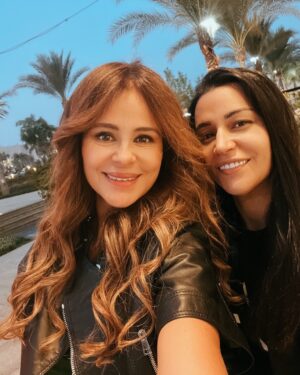 Batoul Arafa Instagram - يا رب توفيقك 
اليوم أعمالى أنا و كارول مع بعض تموا ١٠٠ مليون مشاهدة على يوتيوب 
١٠٠ مليون مشاهدة حقيقية رقم كبير و أسعد قلبى كثيراً 
و أنتظرونا مع بعض إن شاء الله قريباً فى عمالين جداد مفاجأة 
بحبك يا كوكو أخت و صديقة حقيقية و فنانة إستثنائية راقية و مختلفة 
#bonvoyage
#شكراً 
#ياشباب_يابنات 
#أجازة
#مغرومة_بمين 
#نسخة_مني 
@carolesamaha