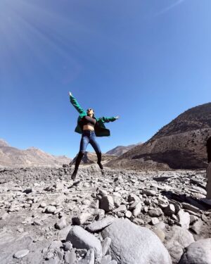 Beauty Singh Rajput Instagram - Me and Mountains 🏔️💝
.
.
.
.
.
.
@beautyrajput25 #beautyrajput25
#mountains #vibe #alone #love #your #pic #picture #picoftheday