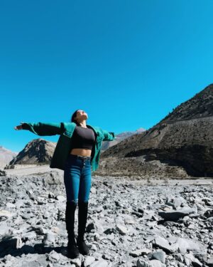 Beauty Singh Rajput Instagram - Me and Mountains 🏔️💝
.
.
.
.
.
.
@beautyrajput25 #beautyrajput25
#mountains #vibe #alone #love #your #pic #picture #picoftheday