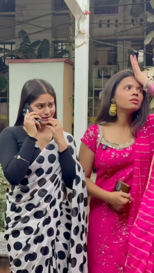Beauty Singh Rajput Instagram - Adat se lachar 😓😄✨
.
.
.
.
.
.
.
@beautyrajput25 #beautyrajput25
#reels #reelitfeelit #reelkarofeelkaro #reelinstagram #comedy