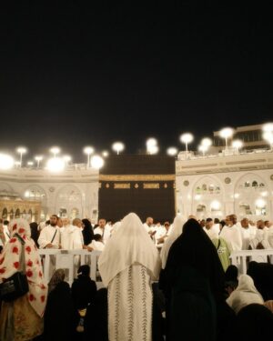 Beby Tsabina Instagram - 🕋🤎لَبَّيْكَ اللَّهُمَّ لَبَّيْكَ