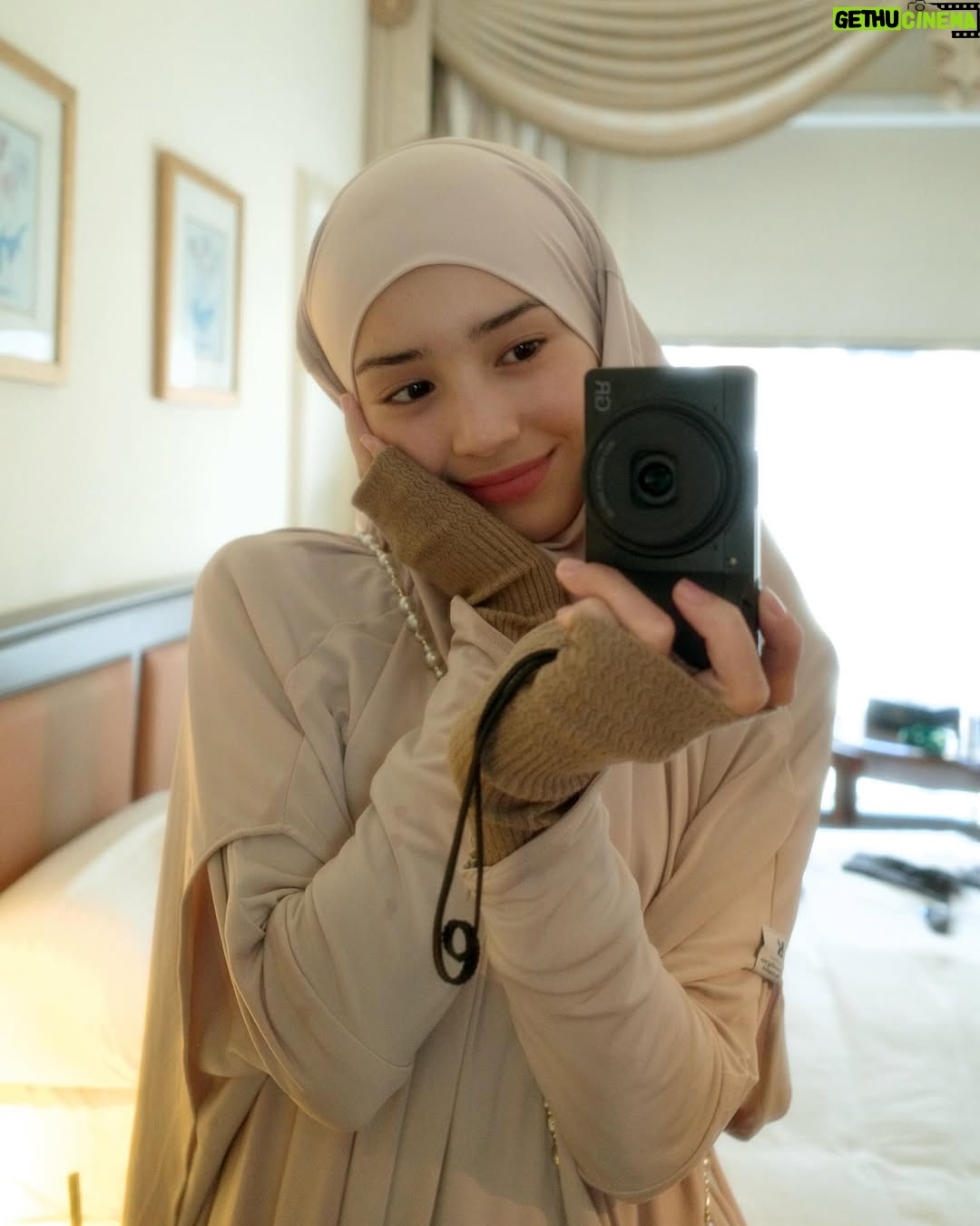 Beby Tsabina - 535.7K Likes - 🕋🤎لَبَّيْكَ اللَّهُمَّ لَبَّيْكَ