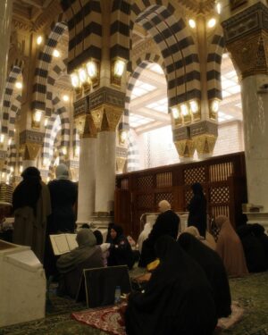 Beby Tsabina Instagram - 🕋🤎لَبَّيْكَ اللَّهُمَّ لَبَّيْكَ