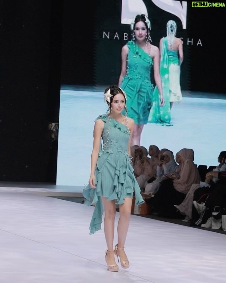 Beby Tsabina - 193.7K Likes - Kemarin di Indonesian Fashion Aesthetic for @nabilamisha_fashion super talented! Congratulations 🩵🐚