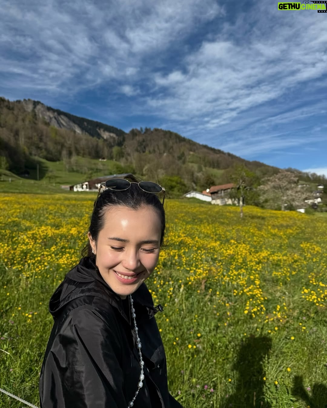 Beby Tsabina - 190.2K Likes - Missing the breeze and the sunflowers🐄🐮🌻