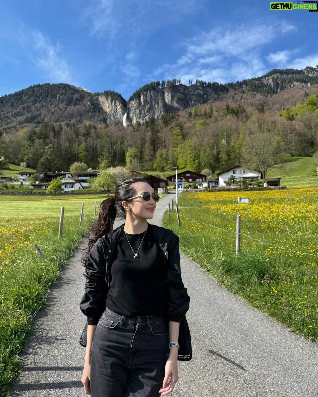 Beby Tsabina - 190.2K Likes - Missing the breeze and the sunflowers🐄🐮🌻