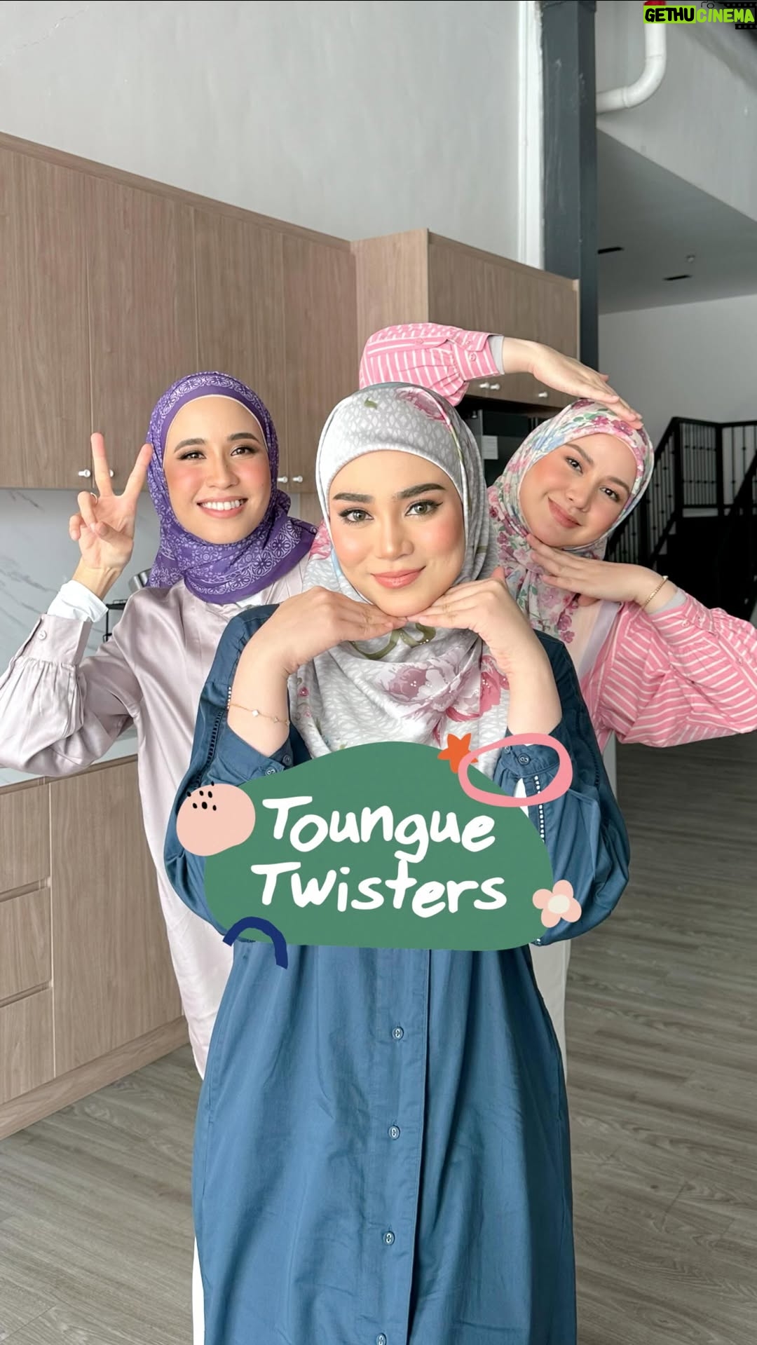 Bella Dally - 14.9K Likes - Tongue Twisters with Ariani Sisters 🫶🏼 Siapa-siapa yang nak exercise lidah boleh cuba sebut perkataan ni laju- laju 🤪

🧕🏼 @uyainaarshad in Square Naiya
🧕🏼 @lisasurihani in Square Lucena
🧕🏼 @belladally in Shawl Viola