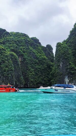Bella Graceva Instagram - 01:00pm
ko phi phi 🌴