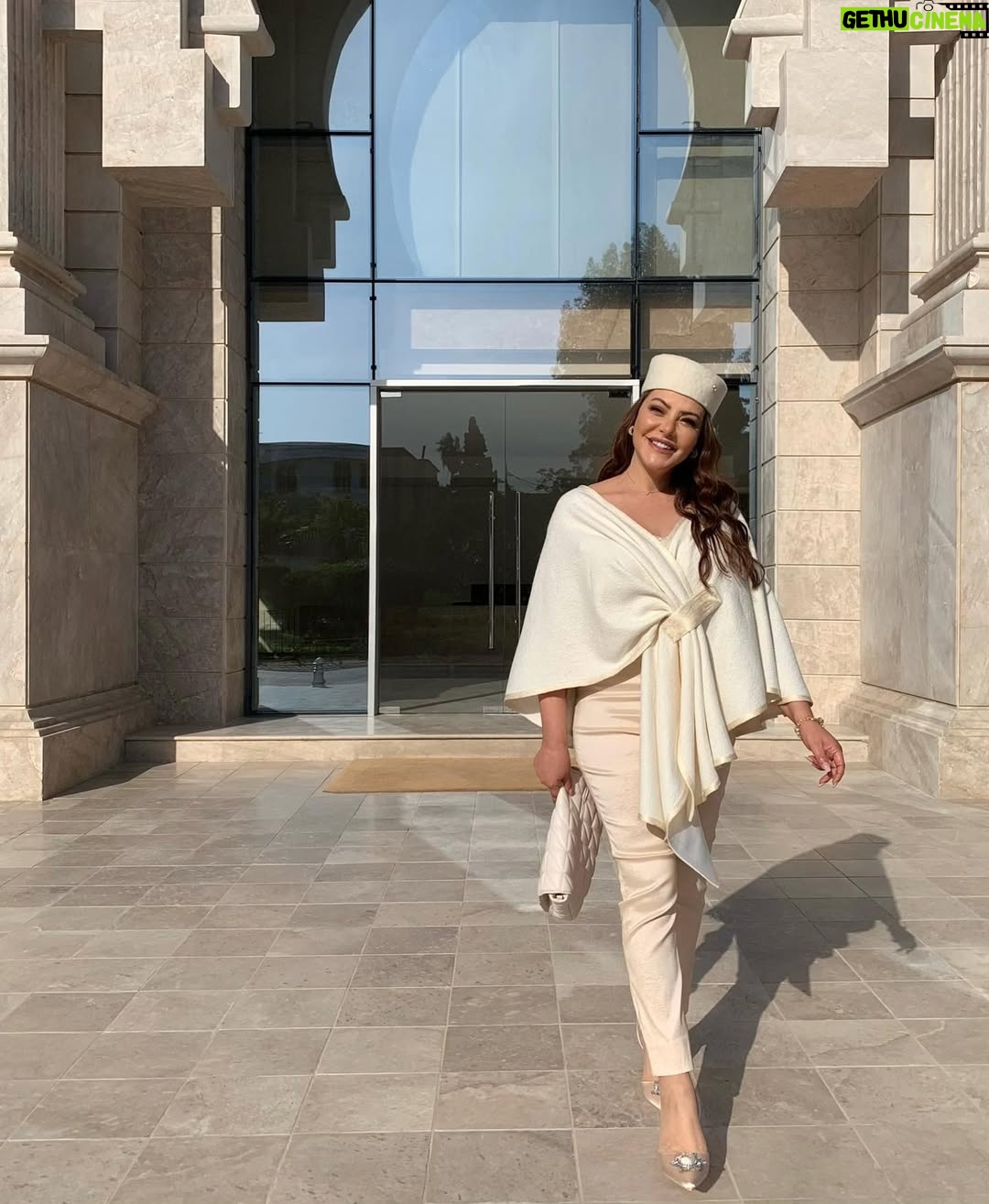 Beya Zardi - 45.2K Likes - رمضان كريم 🌙 🕊

#اللهم_صل_وسلم_وبارك_على_نبينا_محمد 

#بية_الزردي