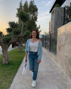 Beya Zardi Top 100 Instagram Photos and Posts