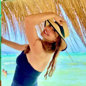 Beya Zardi Instagram - Il faut donner du temps au temps☀️