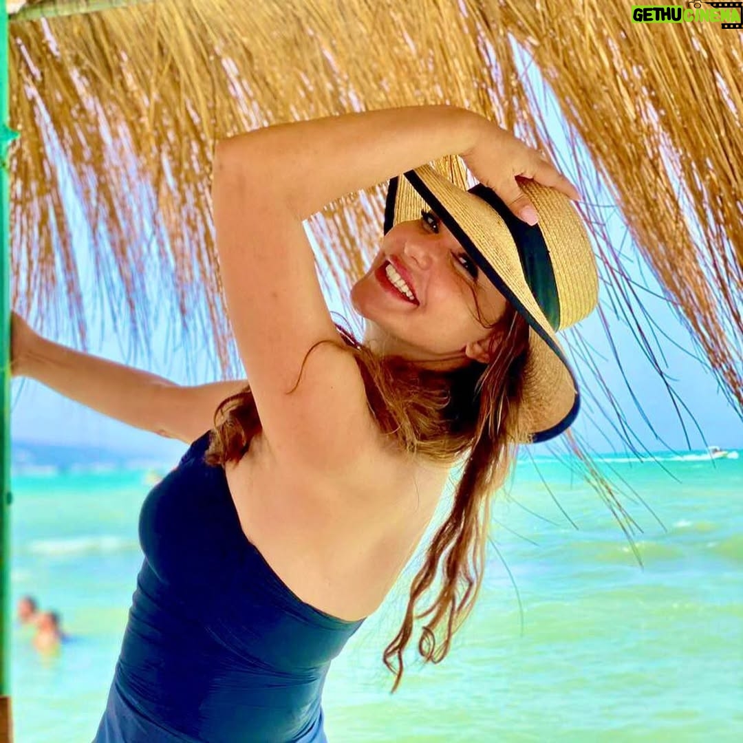 Beya Zardi - 29.6K Likes - Il faut donner du temps au temps☀️