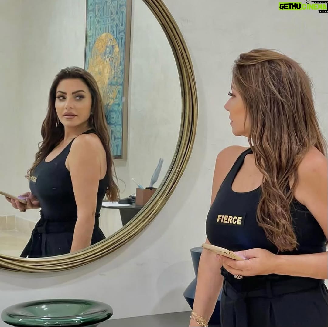 Beya Zardi - 31.4K Likes - Black makes me powerful 🖤
@soltanaofficial 
@fierce.sportswear 
————
DA : @sabrinafti / @karpa.influence