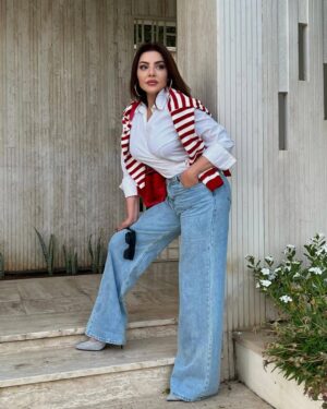 Beya Zardi Instagram - today’s mood 🫶🏻