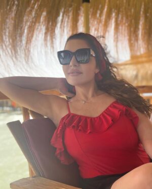 Beya Zardi Instagram - ❤️☀️