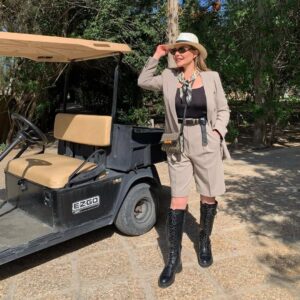 Beya Zardi Instagram - Safari mood 🤠