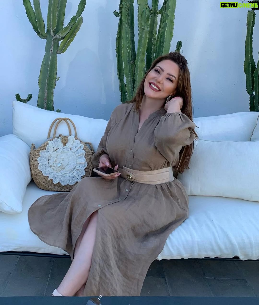 Beya Zardi - 27K Likes - I believe that happy women are the prettiest women🕊